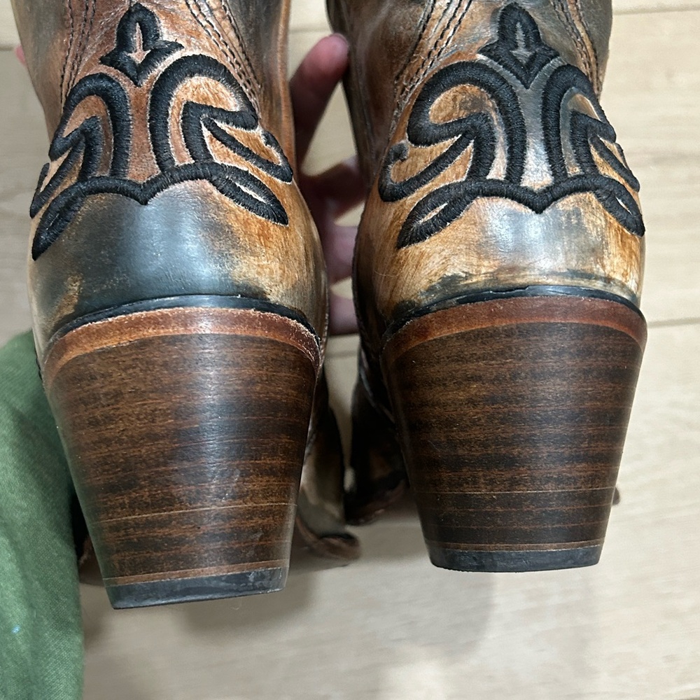 CORRAL WOMEN'S CORD STITCH COWGIRL BOOTS - SNIP TOE Size 8 - Picture 8 of 16